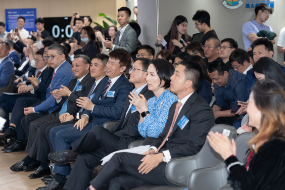 Held at HKU iCube, the Forum brought together a diverse audience of academic experts, industry leaders, alumni and students, with nearly 230 people in attendance.     