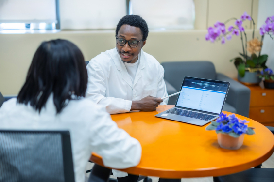 The OMFS of the HKU Faculty of Dentistry and PPDH has jointly launched an AI clinic for patients with OPMD where the AI-based methods will be used as decision-support tools to guide clinical treatment recommendations for patients.