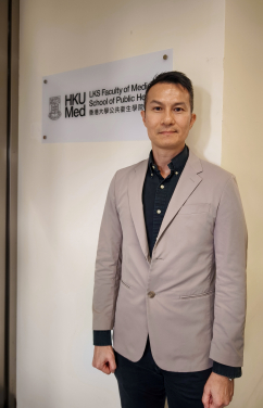 Professor Parco Siu Ming-fai said that tai chi offers lifestyle-based interventions for integration into insomnia care, empowering individuals to take control of their health and improve both their sleep and overall well-being.
 