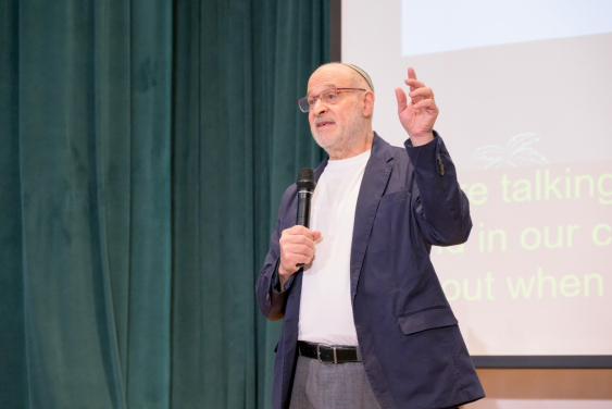 Professor David Srolovitz, Dean of Engineering at HKU, welcomes the audience from around the globe.